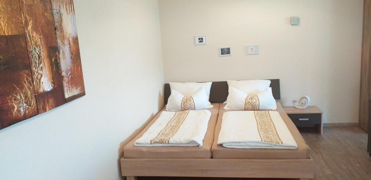 Apartmán Bei Den Geissens Aldersbach Exteriér fotografie